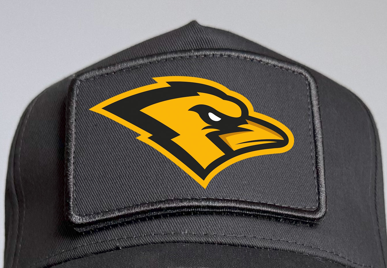 Cap Klett Druck Schwarz Gold Raven